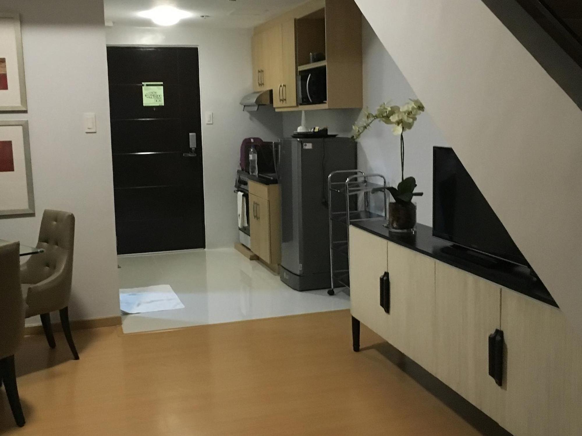 Avant Serviced Suites - Personal Concierge Manila Værelse billede