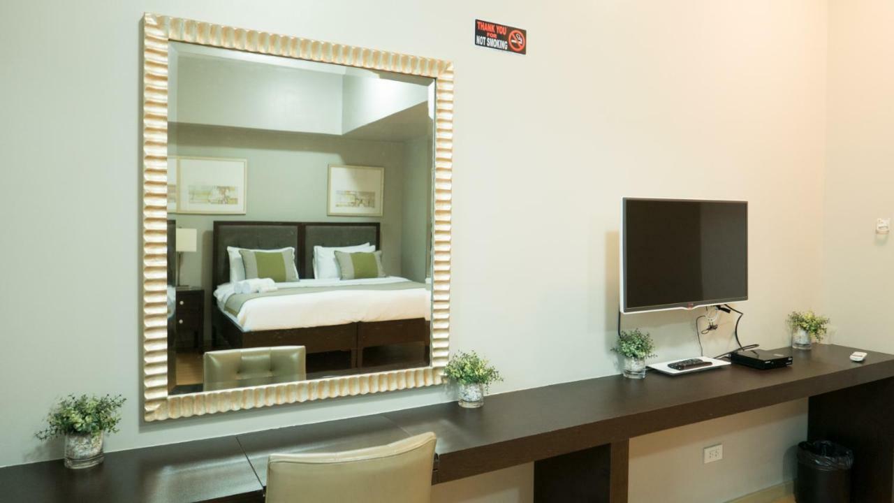 Avant Serviced Suites - Personal Concierge Manila Eksteriør billede